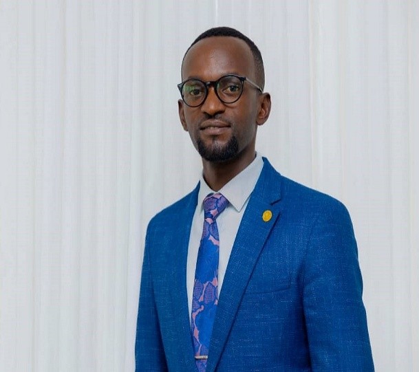 Dr. NKESHIMANA Menelas